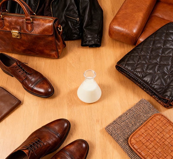 Dispersión de poliuretano policarbonato a base de agua para recubrimiento de superficies de cuero y textiles